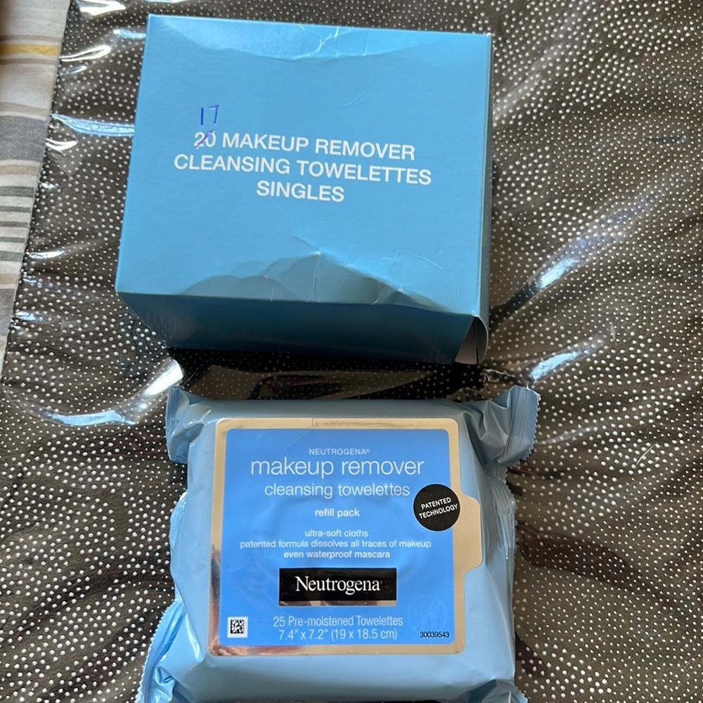 neutrogena face wash wipes (17 individual wrapped) 25 pre-moistened